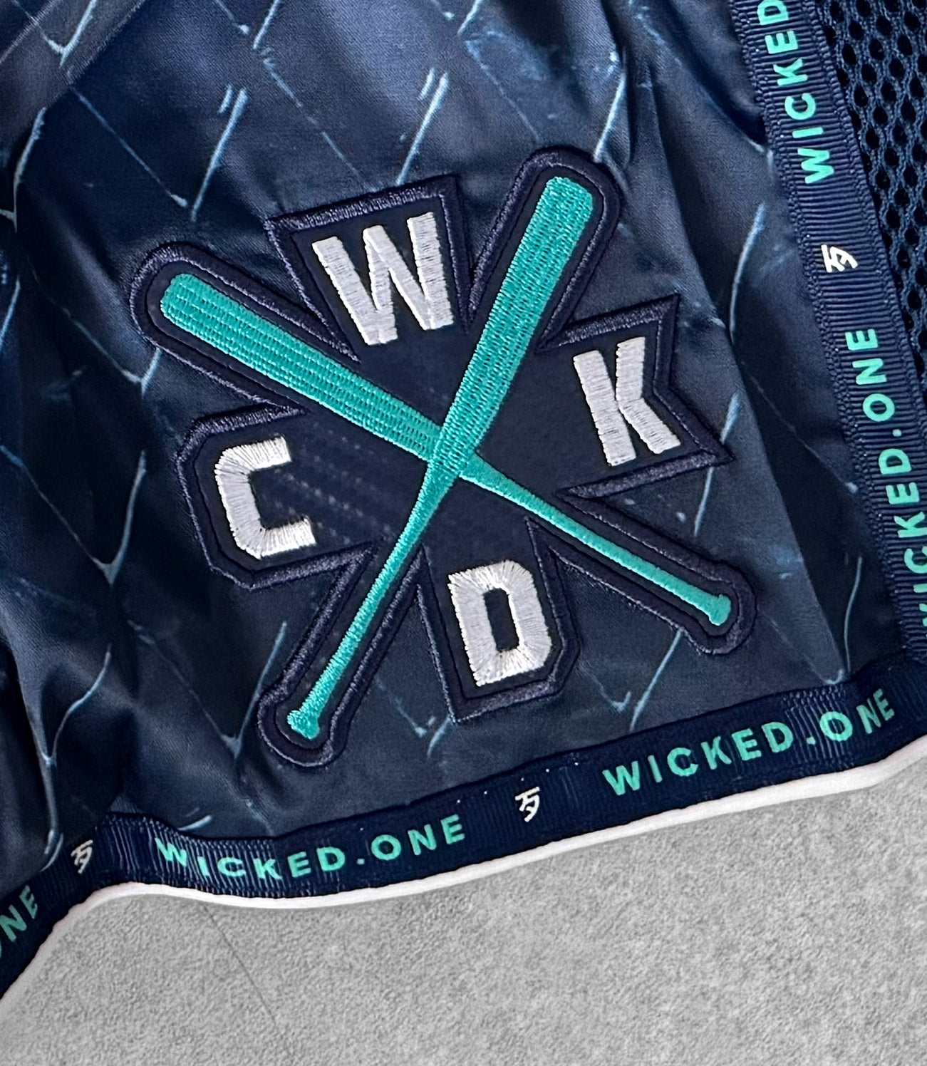 MUAY THAI SHORT CAGE NAVY